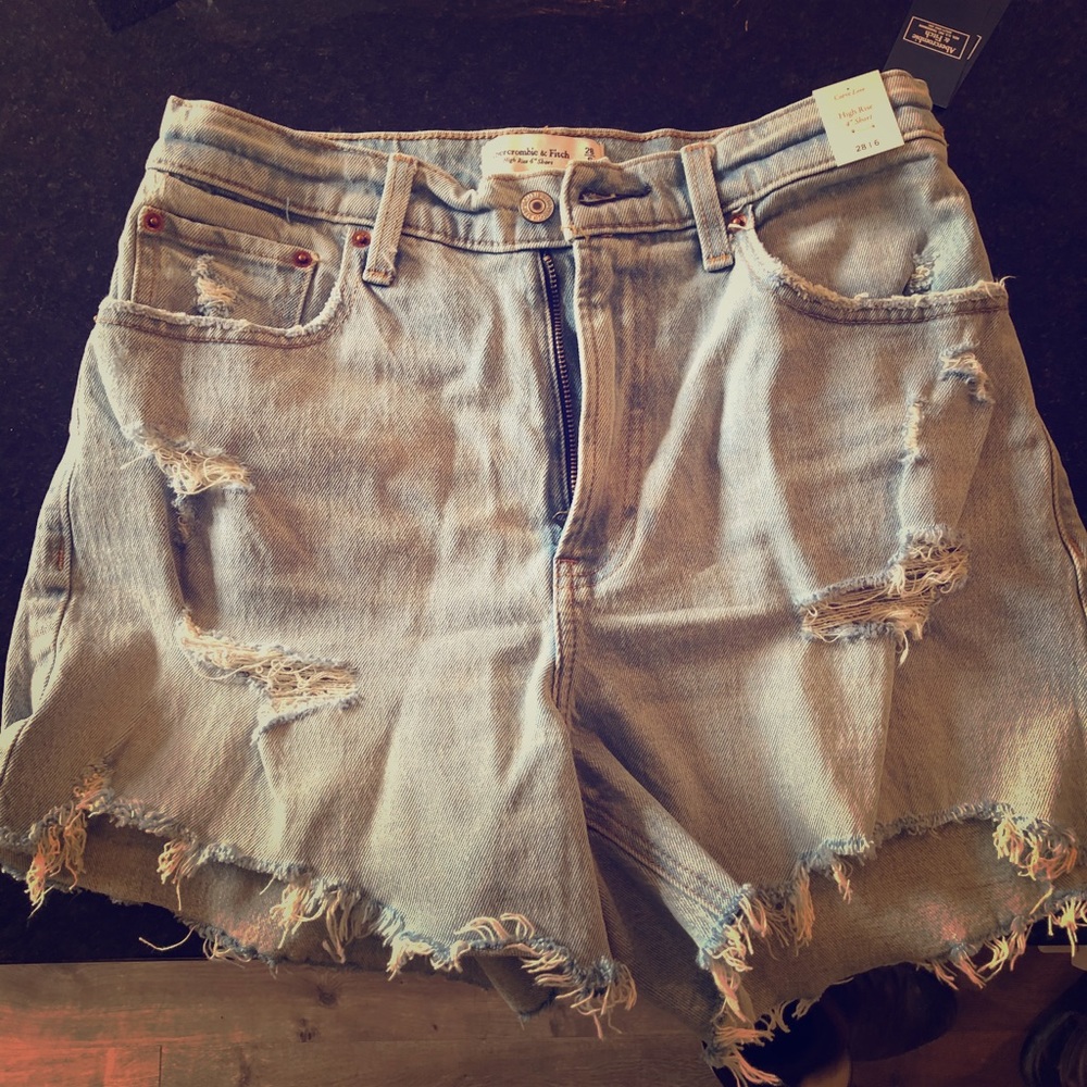 Abercrombie and Fitch curve love shorts